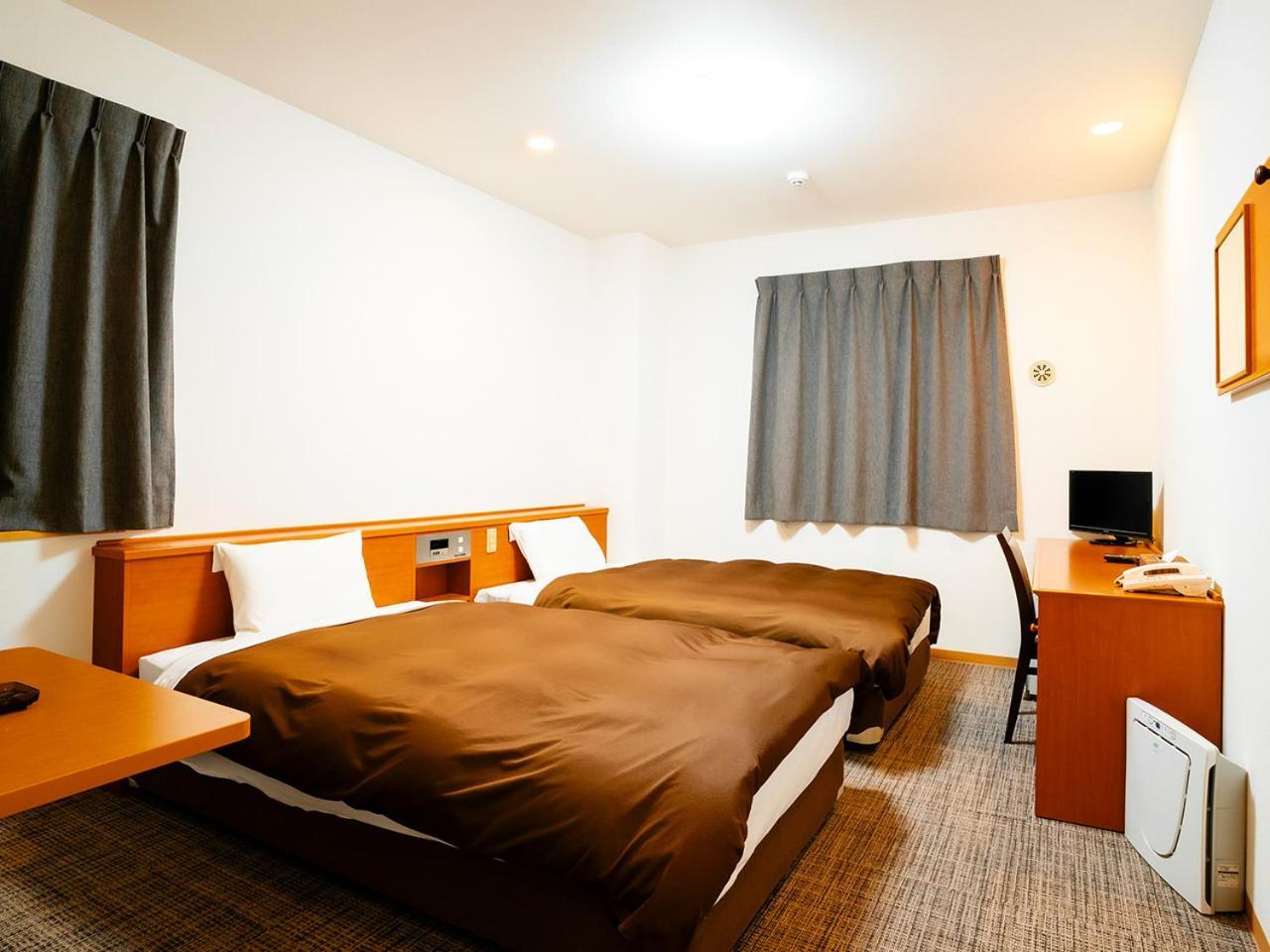 Kumamoto Ichibamae Business Kurenai Hotel Zewnętrze zdjęcie